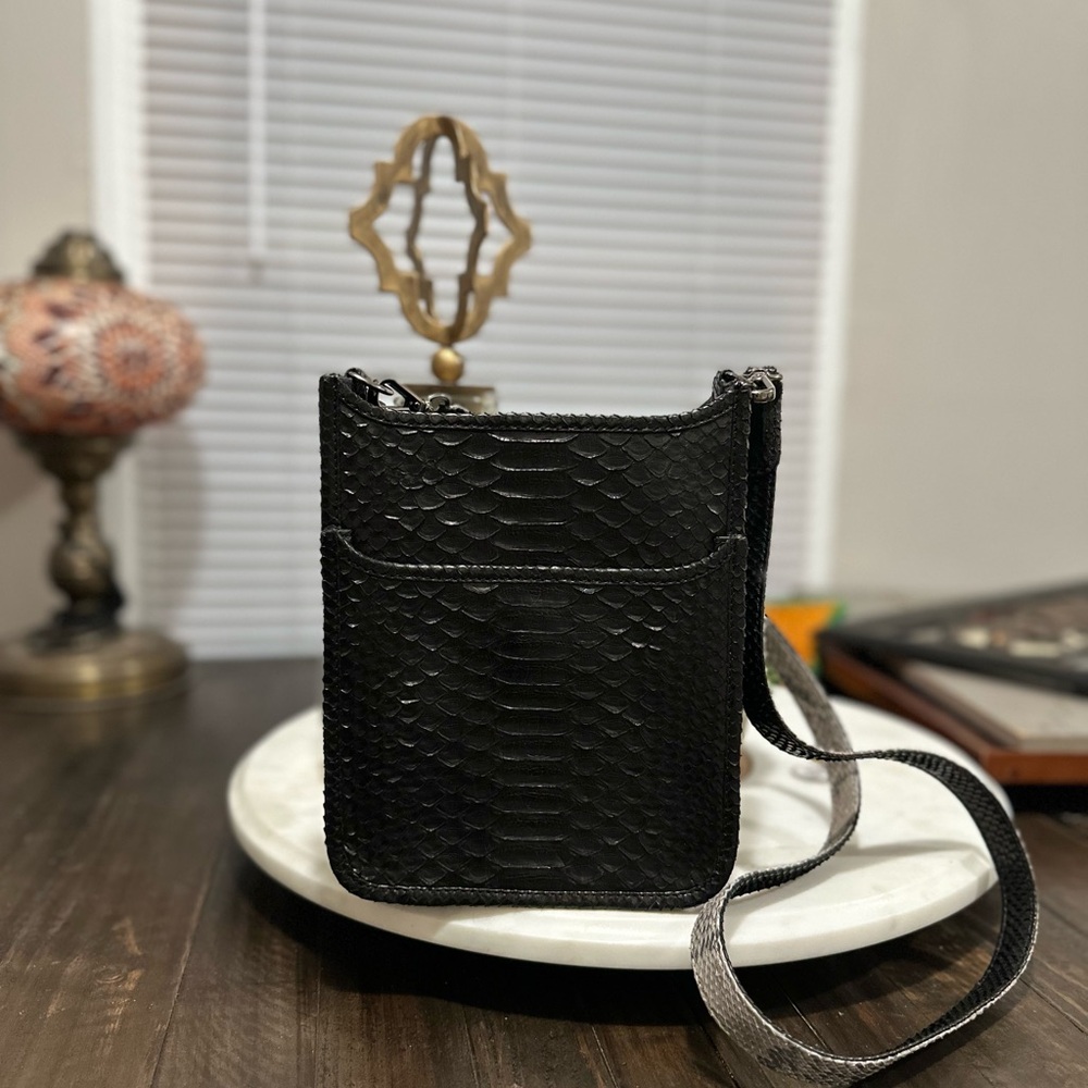 NWOT J Markell “MINI Asher” Python crossbody with reversible strap. Gorgeous.